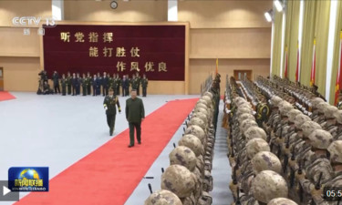 習(xí)近平在視察駐澳門部隊時強調(diào) 全面加強部隊建設(shè) 提高履行防務(wù)能力 為繼續(xù)開創(chuàng)具有澳門特色的“一國兩制”實踐新局面作出更大貢獻(xiàn)