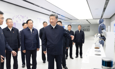 一见·从四赴光谷，读懂总书记的关切