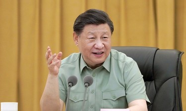 习近平八一前夕视察西部战区空军