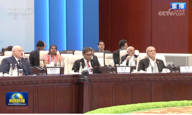 习近平主持“上海合作组织+”会议并发表重要讲话