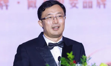 广东一巨头公告：董事长辞职！年薪曾超500万