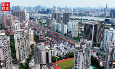 习近平上海行丨城市更新点亮旧社区 新方式共筑“心”家园——走进黄浦区半淞园路街道市民新村居民区