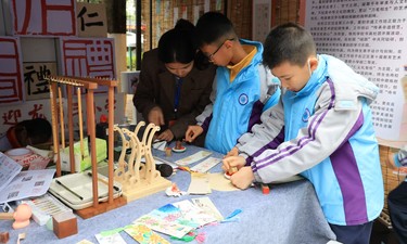 美育赋能成长！右江区第十届教育艺术节圆满落幕