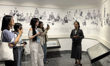 南国早报记者跟随全国主流融媒团，走进安徽中医药大学