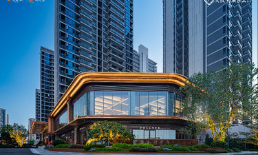 把交付做成一场「家宴」，这家国企盘的「高定服务」暖到心坎里