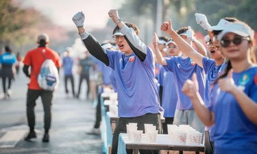 2025南宁马拉松赛 | 文明与热情共舞 奔跑与温情同行