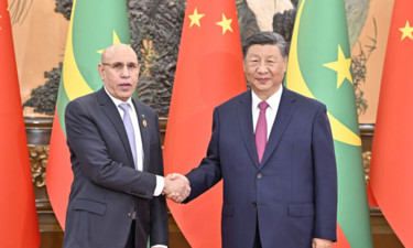习近平会见毛里塔尼亚总统加兹瓦尼
