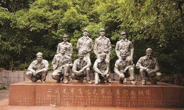 本該返回柳州的飛虎隊轟炸機，為何沒了蹤跡？記者尋蹤還原血色歸途→
