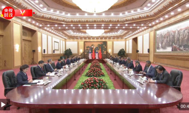 独家视频丨习近平：中马不仅是隔海相望的好邻居 更是志同道合的好朋友 携手发展的好伙伴