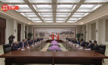 独家视频丨习近平会见格鲁吉亚总理加里巴什维利