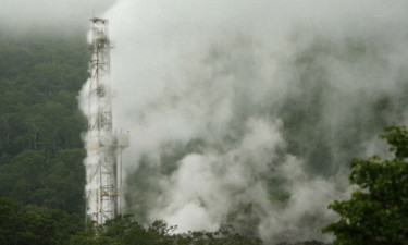 日本北海道一挖掘现场喷发蒸汽，大量含砷污水在转移过程中泄漏