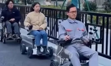 直接开进写字楼，这款新式通勤工具火了？交警提醒