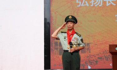 南宁市银杉路小学：红色主题开学礼，长征精神润童心
