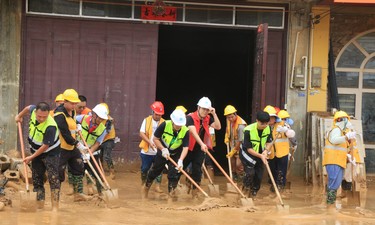 闻“汛”而动！中建八局南方公司全力驰援抗洪抢险一线
