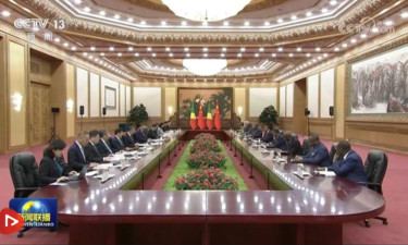 习近平同刚果（布）总统萨苏会谈