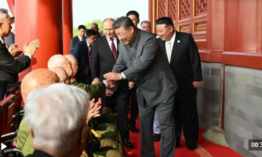 这6位与总书记握手的老战士是谁？