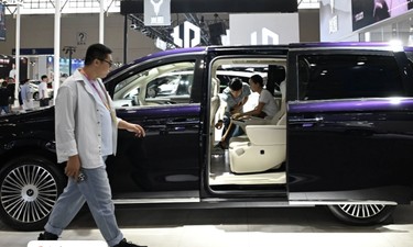 超10家车企涨价，新能源车价格战要熄火了？