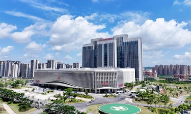 广西医科大学附属肿瘤医院：医者，治病，也治心