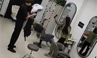 女子亮证威胁理发店后，登门道歉！官方通报身份