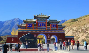 官方回应“马蹄寺收天价过路费”