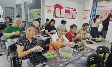 柳州市柳南区利民社区：手工青团连邻里，禁毒普法筑防线