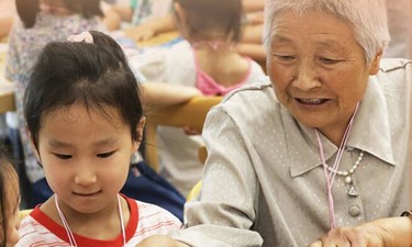 看图学习·改革为人民丨对“一老一小” 总书记特别关心