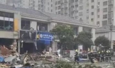 江苏盐城一店铺突发爆炸，已致1死1伤