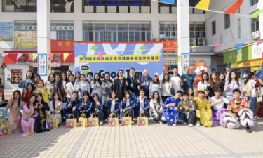 桂林学院外国语学院文化风情展绘就文明交融新图景