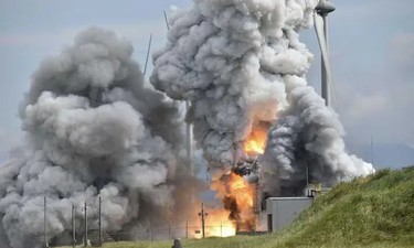日本突发！火箭实验场发生爆炸