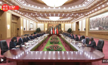 独家视频丨习近平会见布隆迪总统：中布是患难与共 并肩战斗的好兄弟