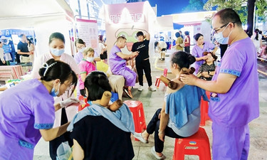 潮玩养生局再度火出圈！吃喝玩乐“一条龙”，现场展位排长龙