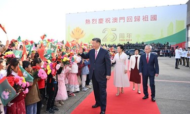 圓滿結(jié)束在澳門各項(xiàng)活動(dòng) 習(xí)近平離開澳門